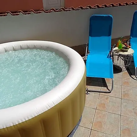 Charming Countryside Escape Hotell
